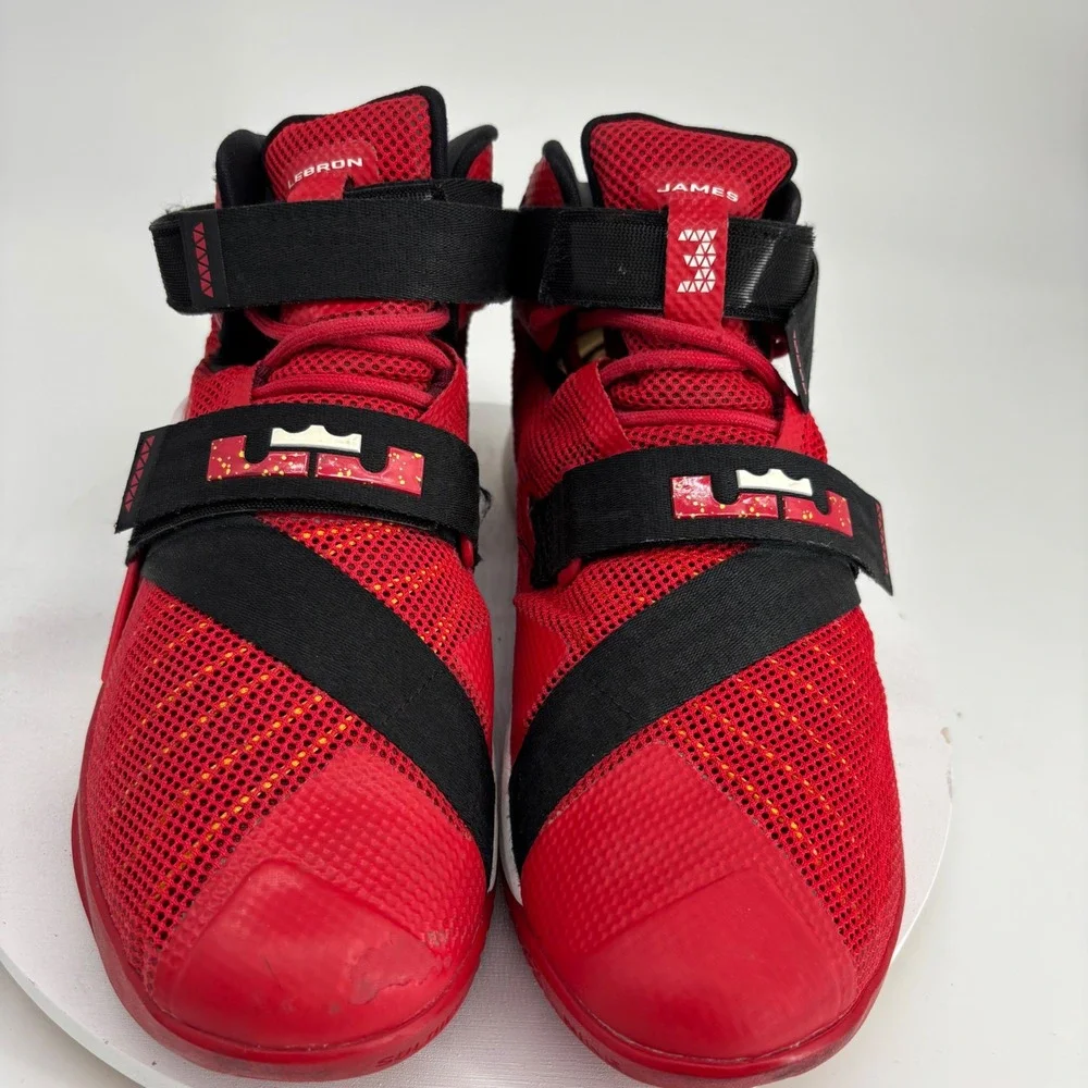 Nike LeBron James Soldier 9 Mens 8.5 University Red Basketball Shoes 749417-606
